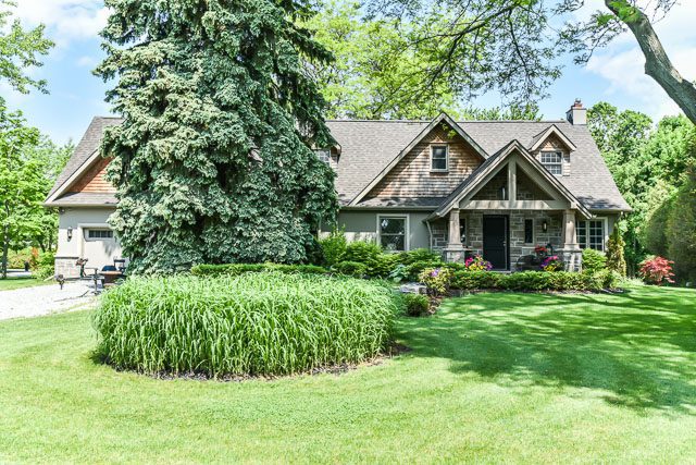2 Pine Ridge Drive Exterior